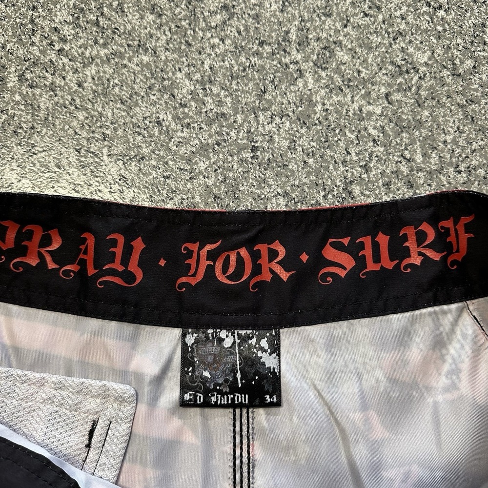 Ed Hardy Boardshorts Mens 34 Y2K Do or Die Skull Surf Swim Shorts Vintage Y2K - Picture 2 of 9